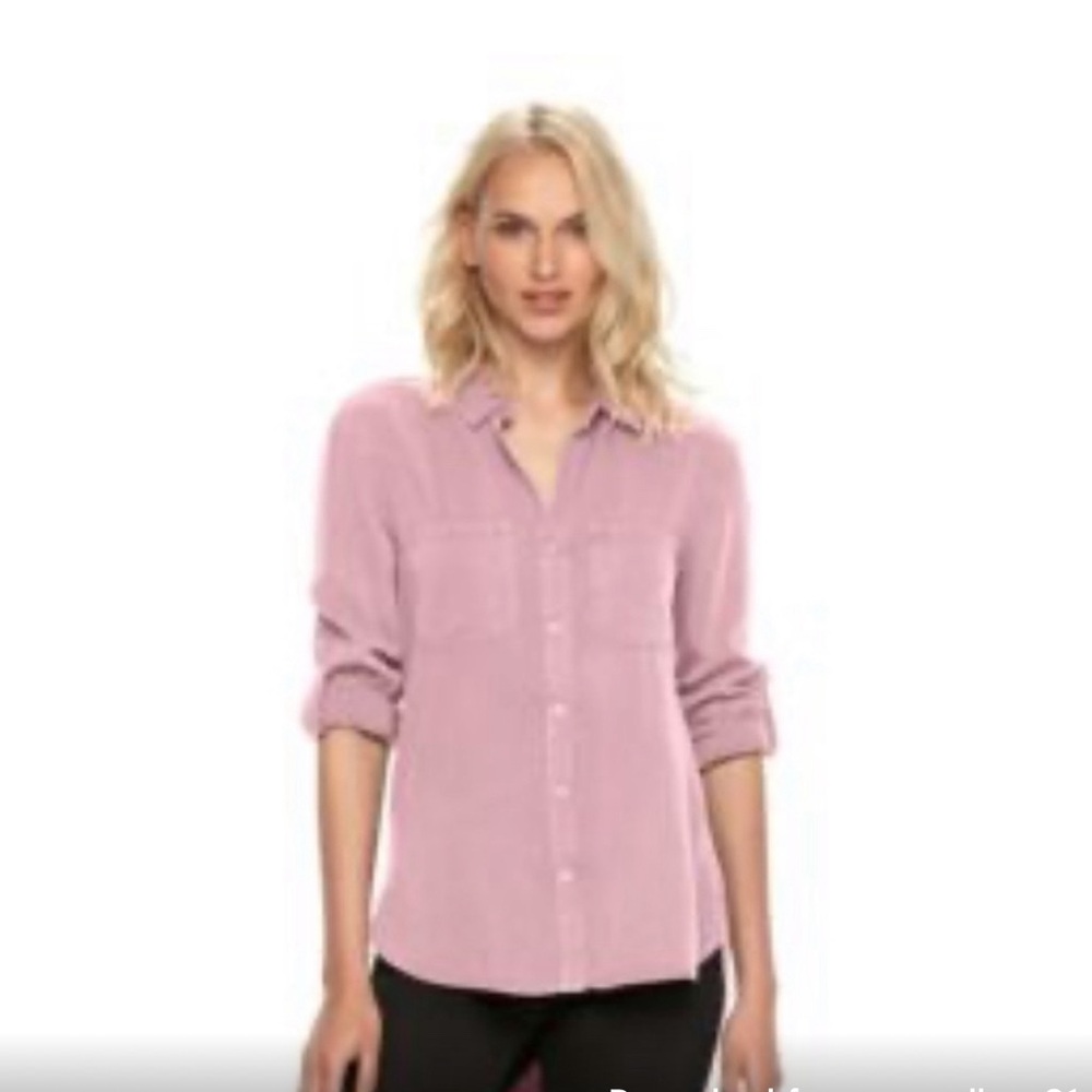 Rock & Republic Button Up Blouse. Pale Pink. Size M, NWOT.